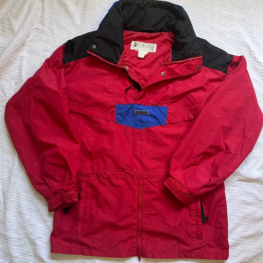 Vintage Columbia Windbreaker packable hood/side zippers/elastic adjustable waist